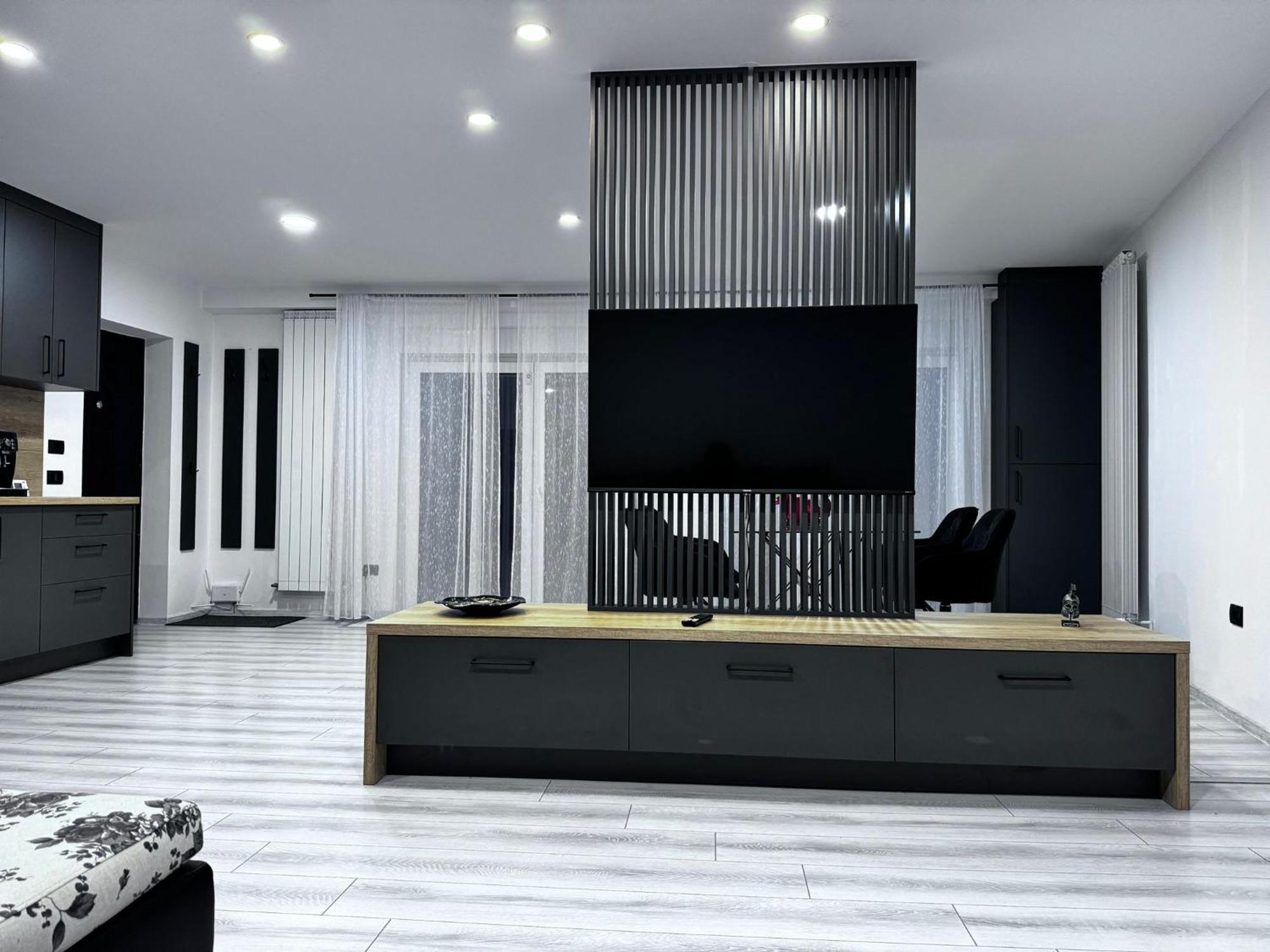 Apartamento Whitehouse2 Arad Exterior foto